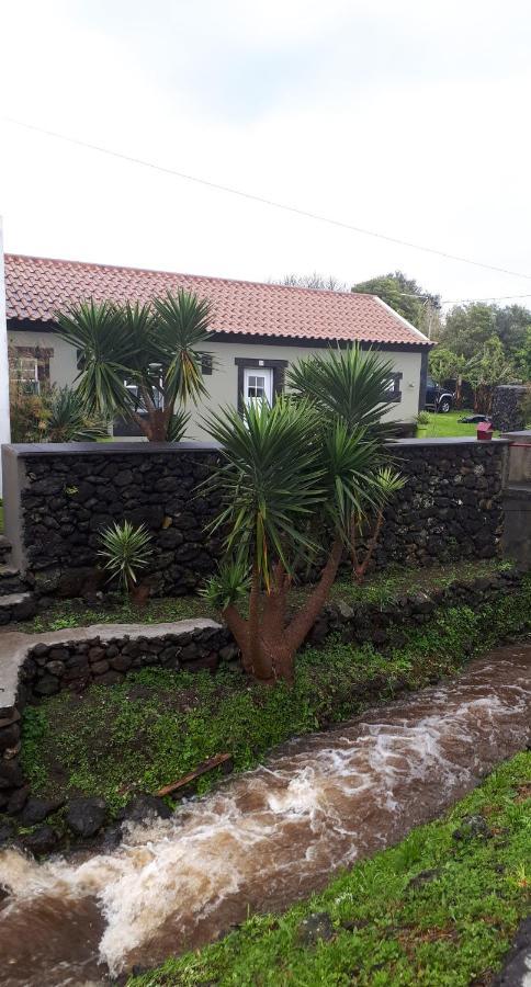 De Baixo Da Ponte Vila Biscoitos  Exterior foto